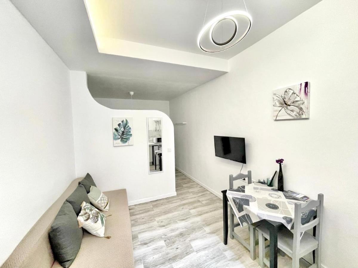 Sol Apartamentos Centro Historico Μάλαγα Εξωτερικό φωτογραφία